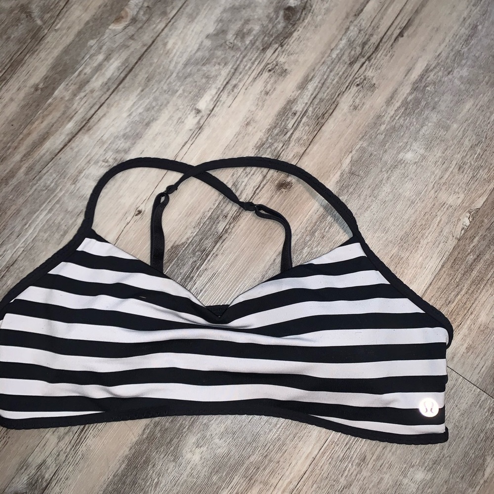 Sports bra